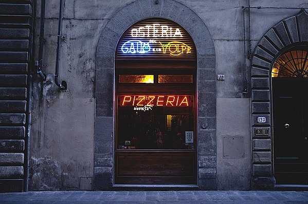 Le classique local à pizza est toujours intéressant mais nécessite un investissement important.